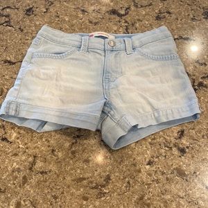 Little Girl’s Levi’s Shorts Size 6